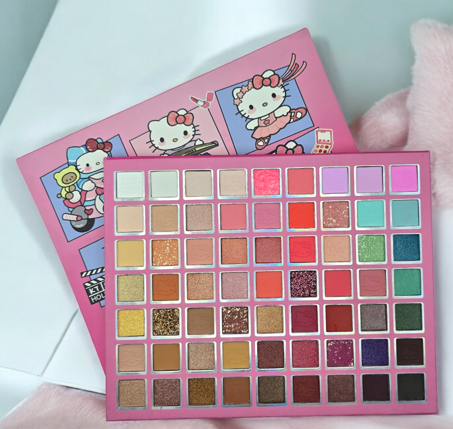 Mega Paleta de Sombras de Hello Kitty de 63 colores