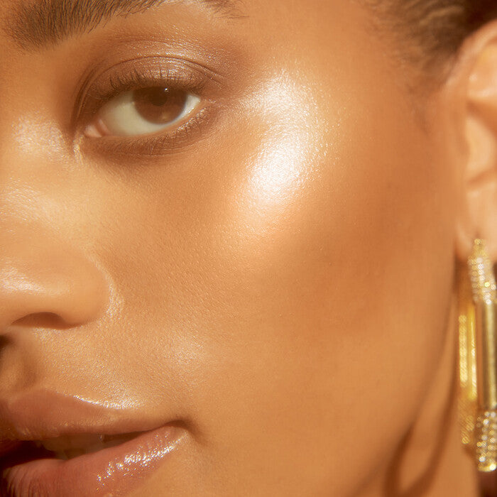 ELF - Halo Glow Liquid Filter