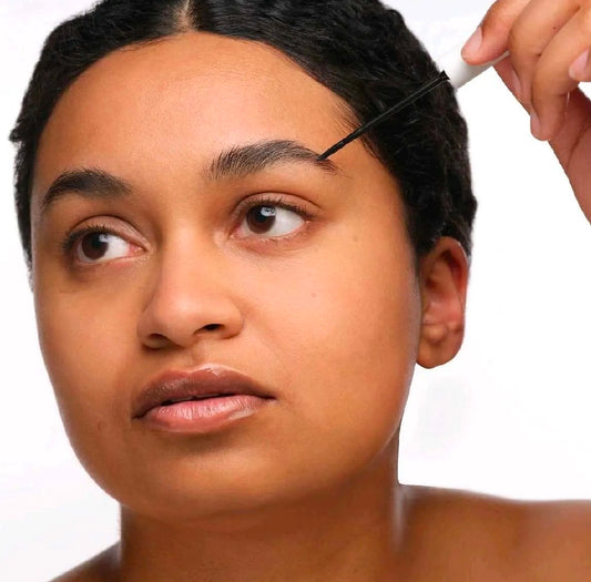 THE ORDINARY - Serúm para Crecimiento de Cejas y Pestañas